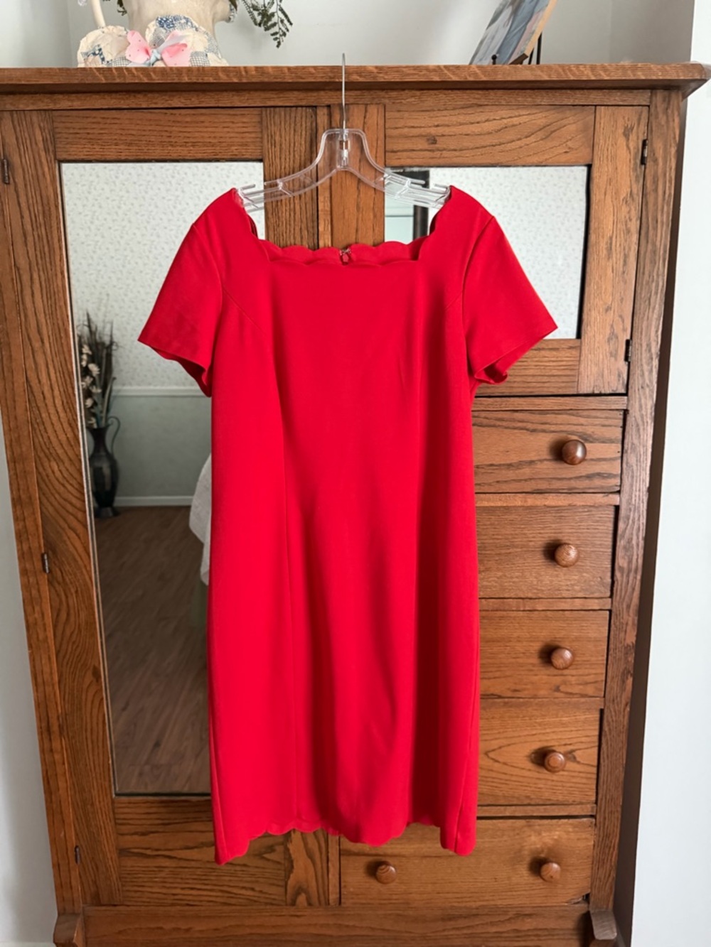 Talbots Red Short-Sleeve Scallop Neck Shift Dress